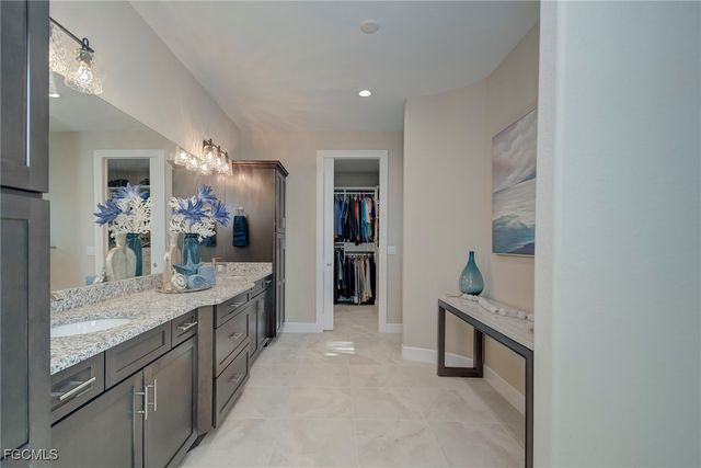 11687 Royal Tee CIR, Cape Coral, FL 33991