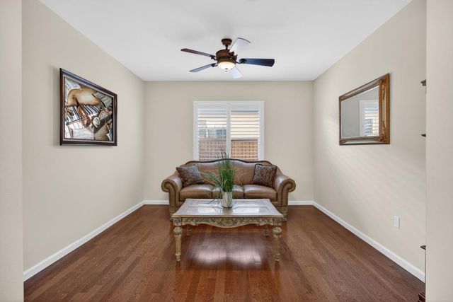 3670 Topaz Rd, West Sacramento, CA 95691