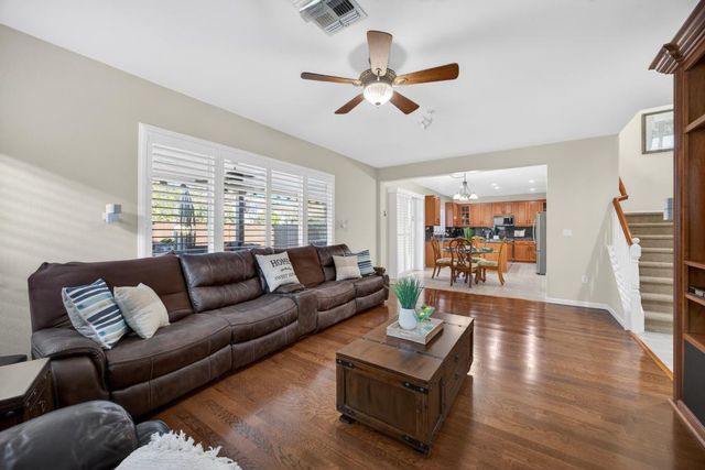 3670 Topaz Rd, West Sacramento, CA 95691