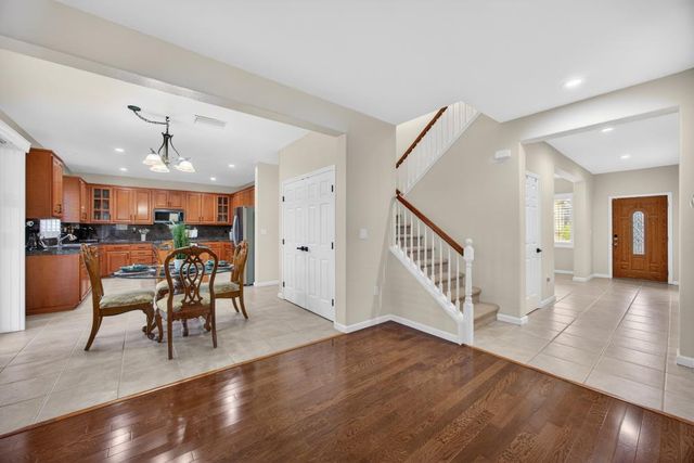 3670 Topaz Rd, West Sacramento, CA 95691