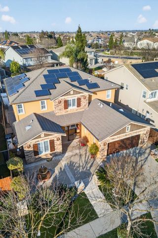 3670 Topaz Rd, West Sacramento, CA 95691