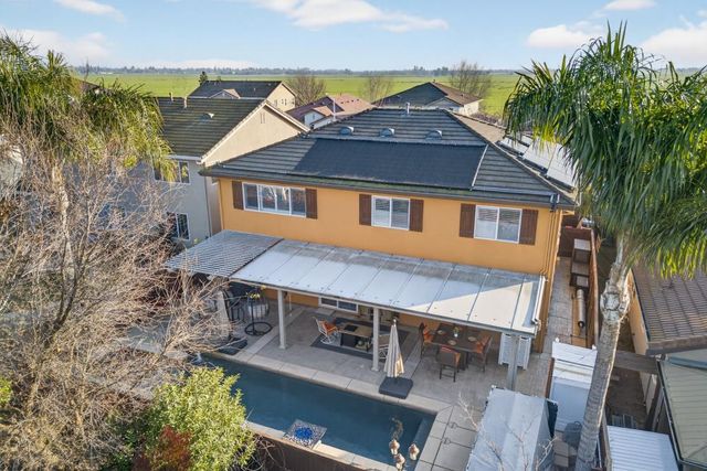 3670 Topaz Rd, West Sacramento, CA 95691