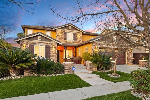 3670 Topaz Rd, West Sacramento, CA 95691