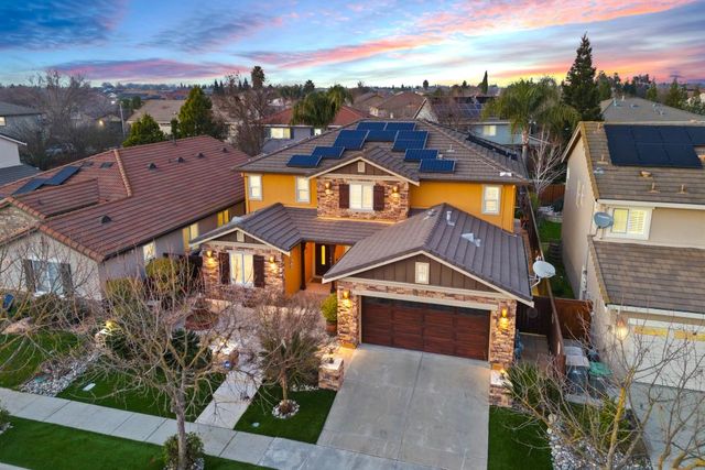 3670 Topaz Rd, West Sacramento, CA 95691