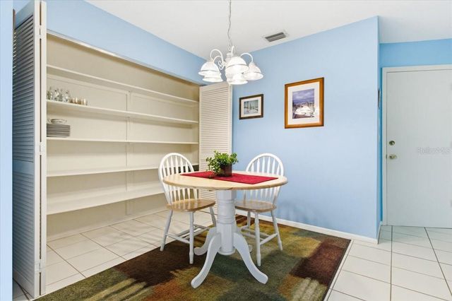 771 VIVIENDA SOUTH COURT 9, Venice, FL 34293