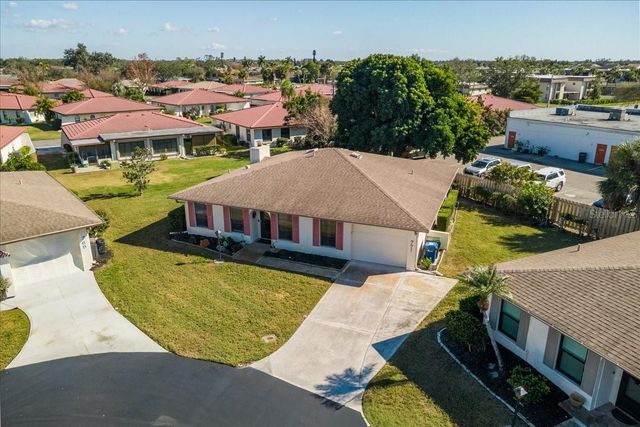 771 VIVIENDA SOUTH COURT 9, Venice, FL 34293