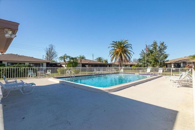 771 VIVIENDA SOUTH COURT 9, Venice, FL 34293