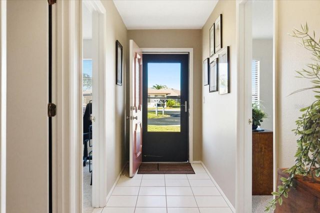 771 VIVIENDA SOUTH COURT 9, Venice, FL 34293