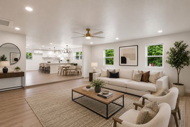 861 Woodcrest Drive, Hurst, TX 76053