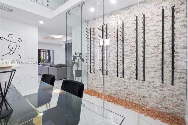 15763 SW 43rd St, Miami, FL 33185