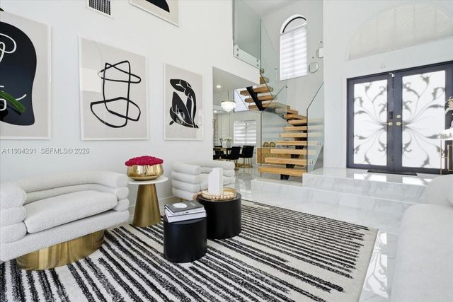 15763 SW 43rd St, Miami, FL 33185