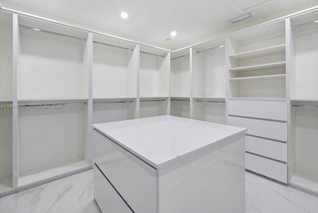 15763 SW 43rd St, Miami, FL 33185