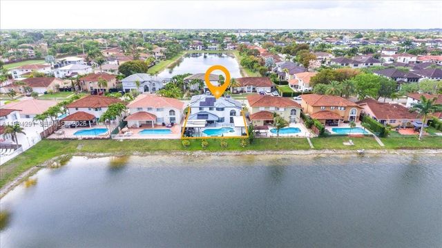 15763 SW 43rd St, Miami, FL 33185