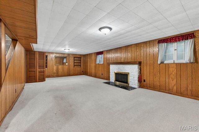59 Middlesex Drive, St Louis, MO 63144