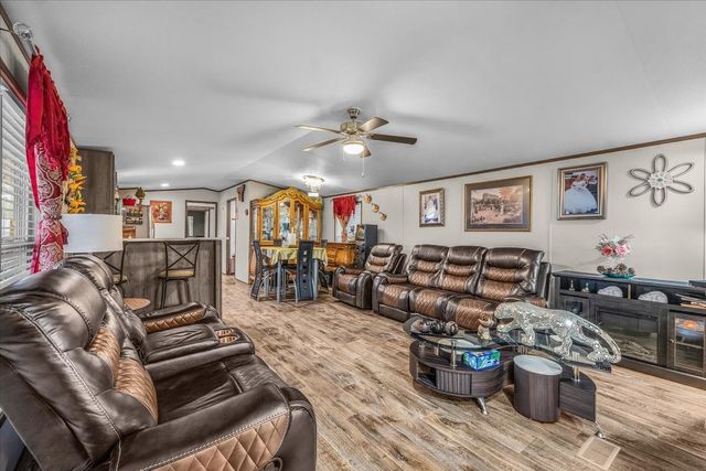 4824 Red Oak Trail, Weatherford, TX 76087