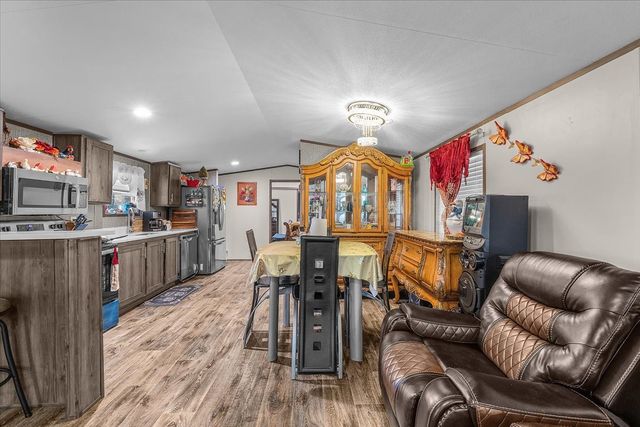 4824 Red Oak Trail, Weatherford, TX 76087