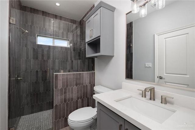 212 N Los Ebanos Boulevard, Mission, TX 78573