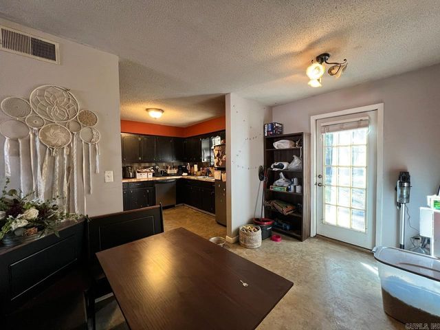 326 robin Lane, Walnut Ridge, AR 72476