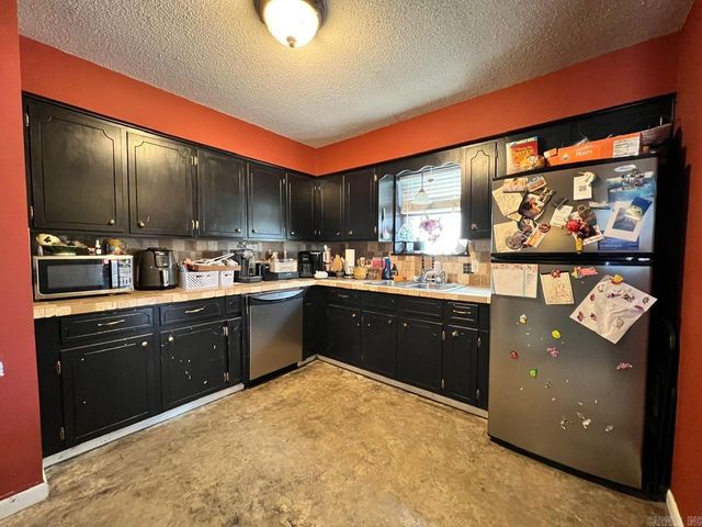 326 robin Lane, Walnut Ridge, AR 72476