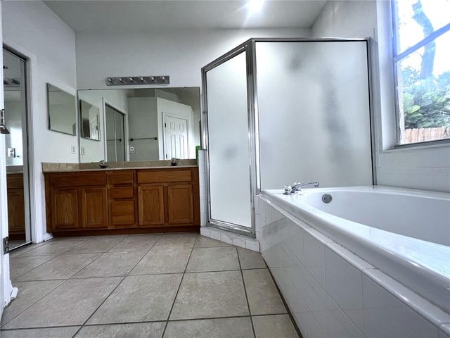 4615 DUNNIE DRIVE, Tampa, FL 33614