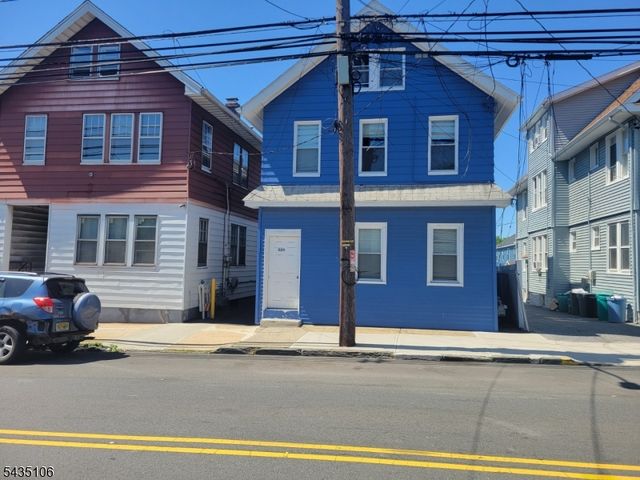 320 Hillside Ave, Hillside Twp., NJ 07205