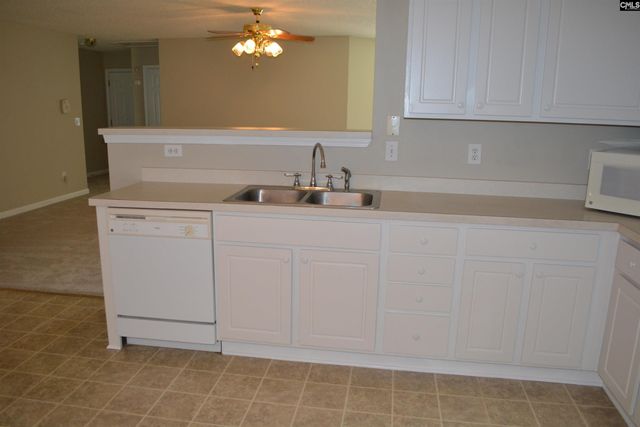 125 Blue Pine Lane, Lexington, SC 29073