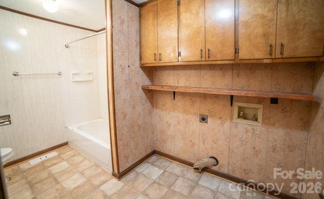 7340 Downs Avenue, Connelly Springs, NC 28612