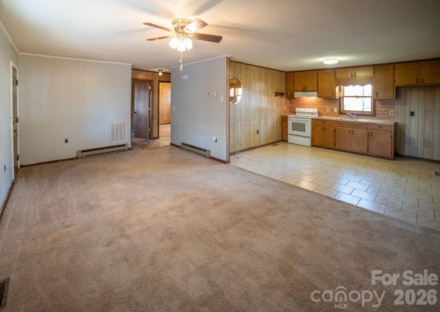 7340 Downs Avenue, Connelly Springs, NC 28612