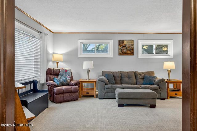 1809 Strathmoor Avenue, Toledo, OH 43614