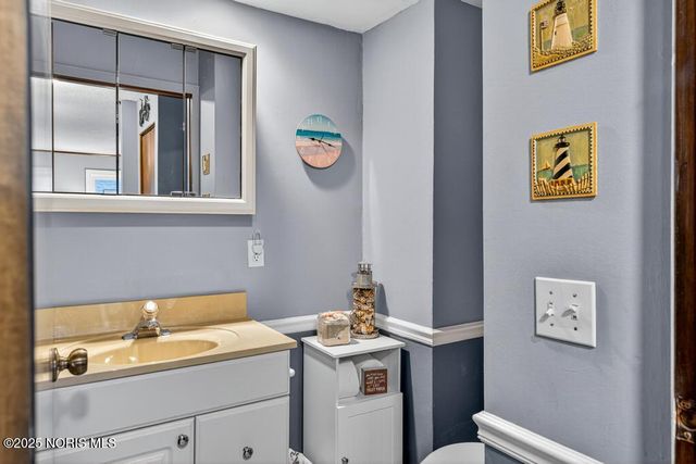 1809 Strathmoor Avenue, Toledo, OH 43614