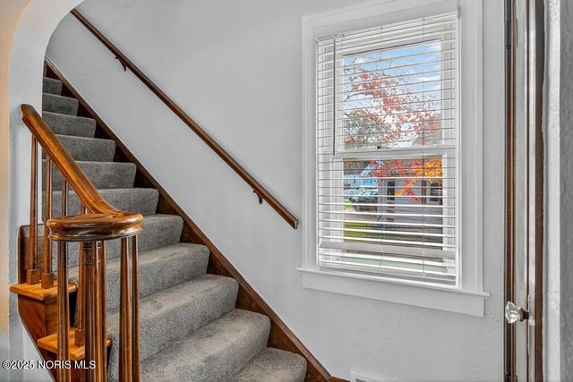 1809 Strathmoor Avenue, Toledo, OH 43614