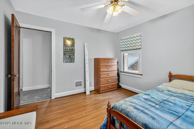 1809 Strathmoor Avenue, Toledo, OH 43614