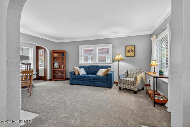 1809 Strathmoor Avenue, Toledo, OH 43614