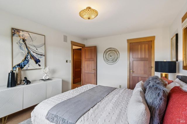 48 Foothill Rd, San Anselmo, CA 94960