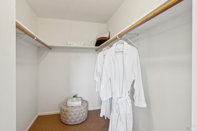 48 Foothill Rd, San Anselmo, CA 94960