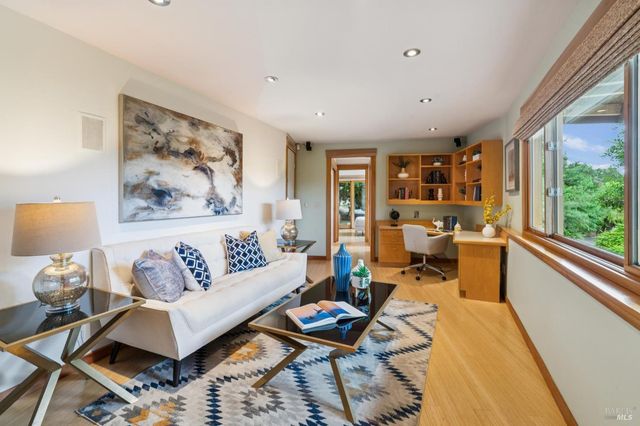 48 Foothill Rd, San Anselmo, CA 94960