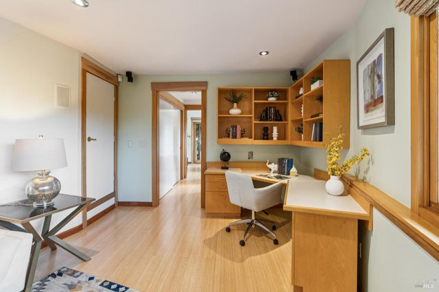 48 Foothill Rd, San Anselmo, CA 94960