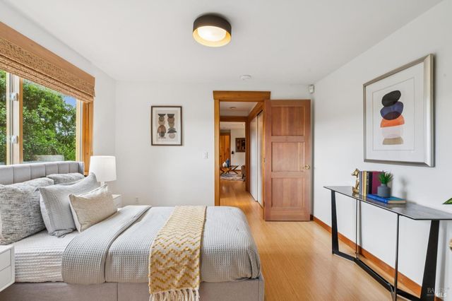 48 Foothill Rd, San Anselmo, CA 94960