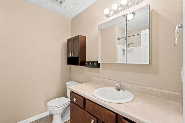 631 S Mahn Avenue, Springfield, MO 65802