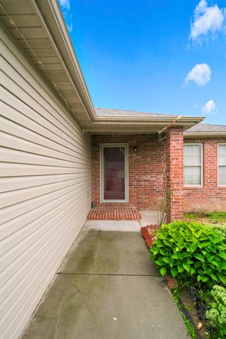 631 S Mahn Avenue, Springfield, MO 65802