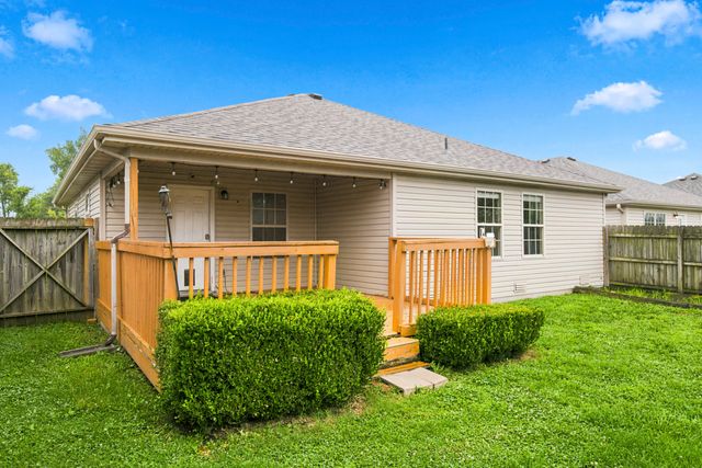 631 S Mahn Avenue, Springfield, MO 65802