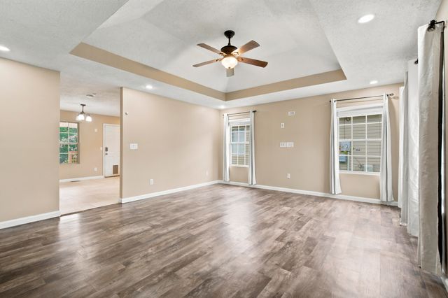 631 S Mahn Avenue, Springfield, MO 65802