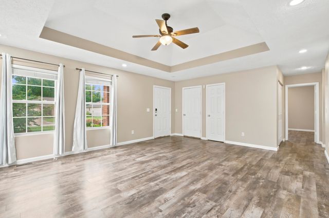631 S Mahn Avenue, Springfield, MO 65802