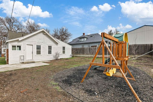 1324 E Broad Ave, Spokane, WA 99207