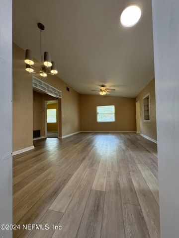 3842 RUBY Drive W, Jacksonville, FL 32246