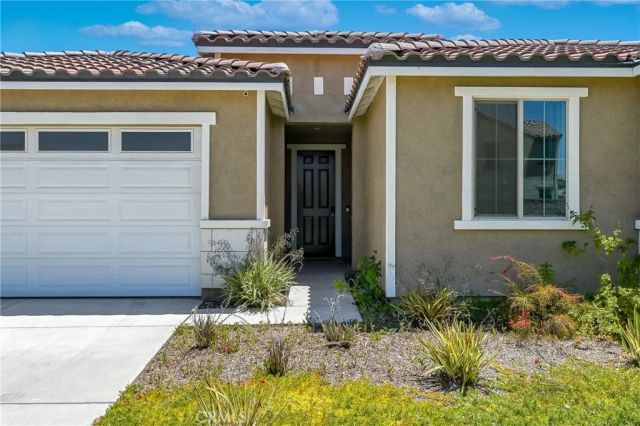 711 Ballesteros, Perris, CA 92571