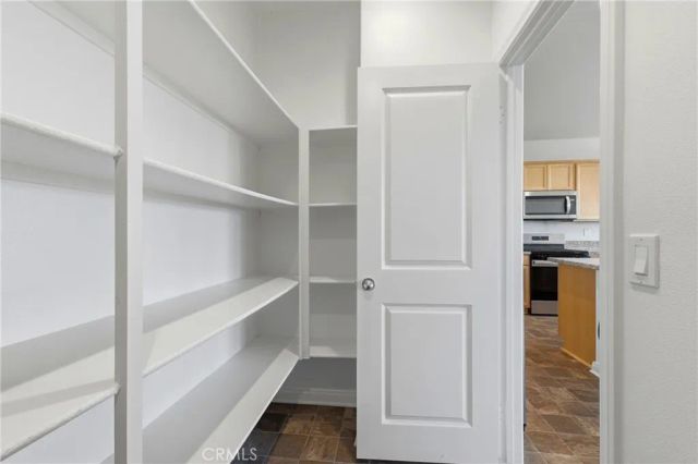 711 Ballesteros, Perris, CA 92571