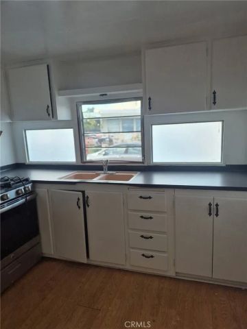 24725 Pennsylvania B18, Lomita, CA 90717