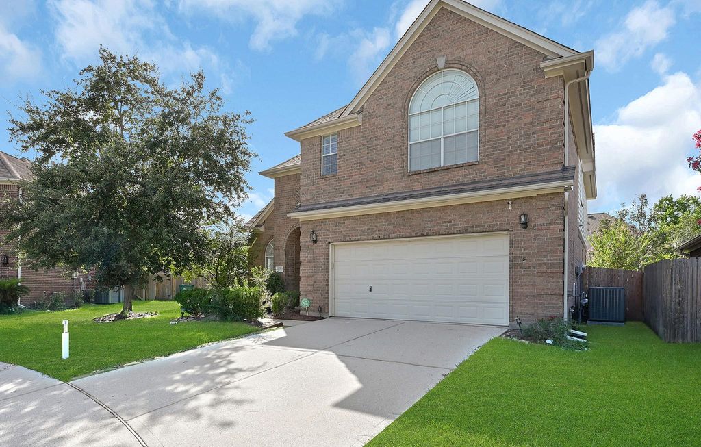 19010 Canyon Star Court, Tomball, TX 77377