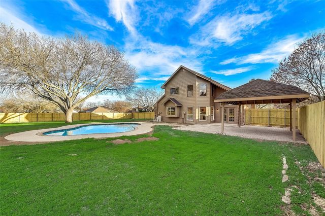 930 Thorton Drive, Cedar Hill, TX 75104